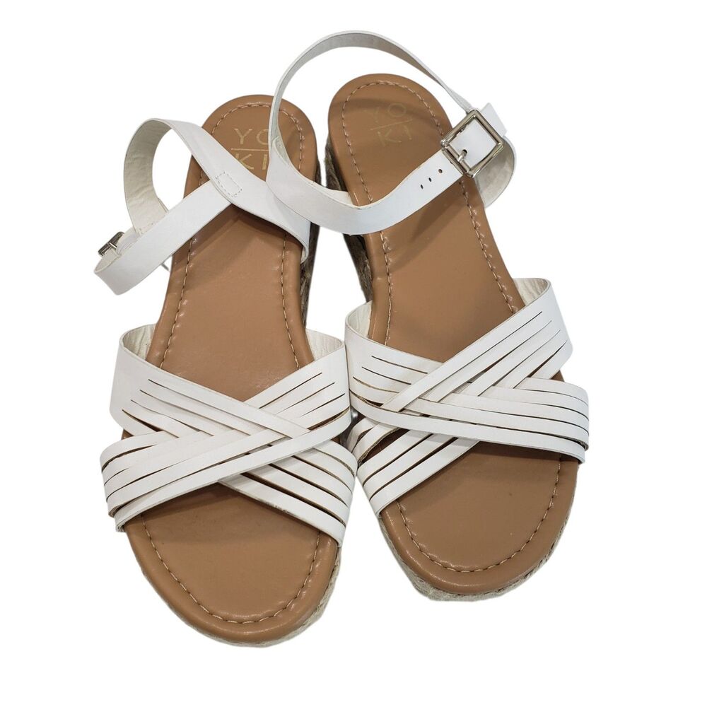 YOKI Women's White Sandals, Size 11, Great Condition